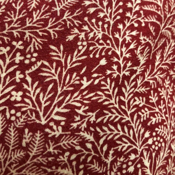 Red and white quarter sleeved shirt. - Picture 3 of 3